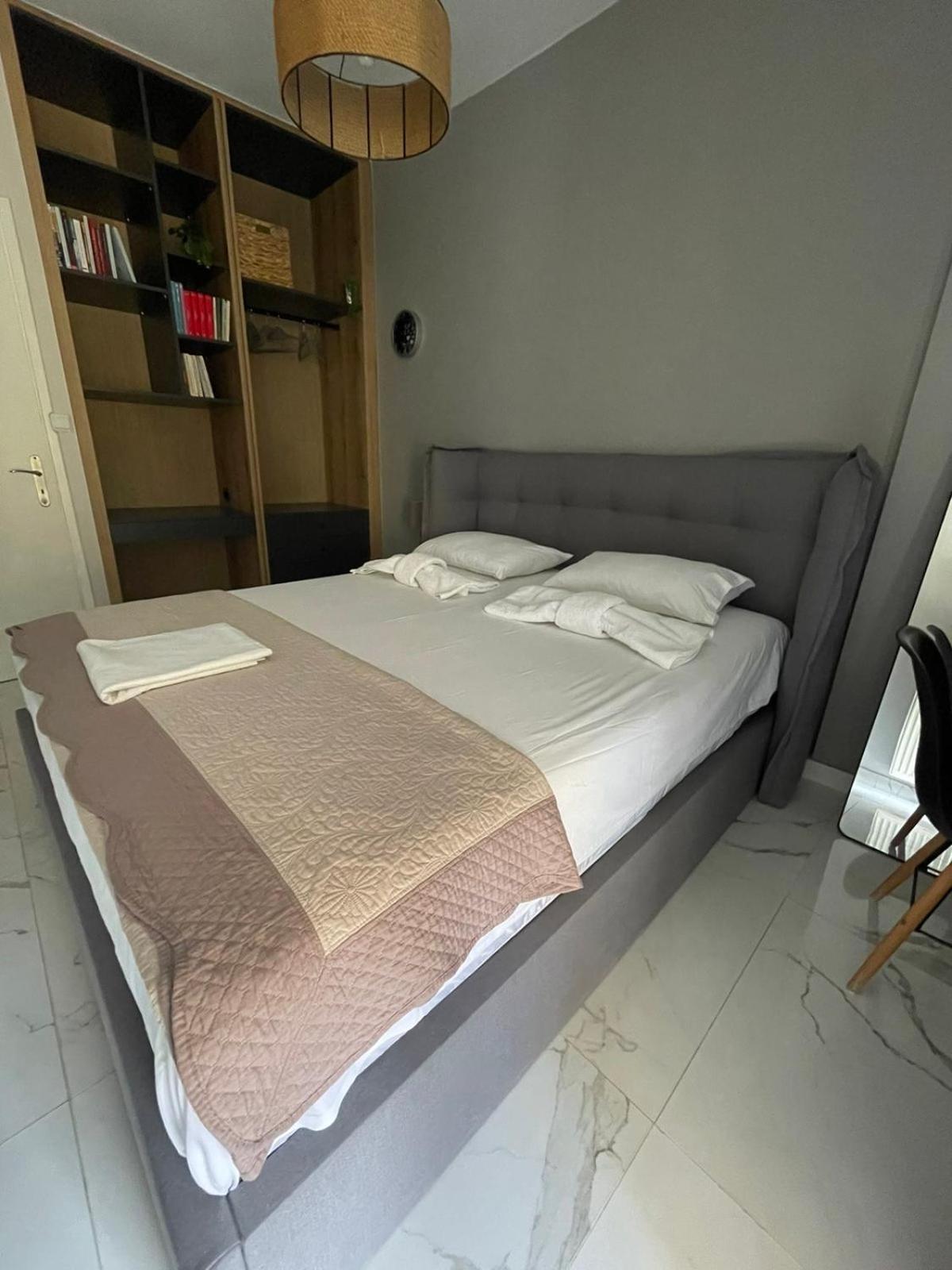 Anais Apartment Preveza Exterior photo