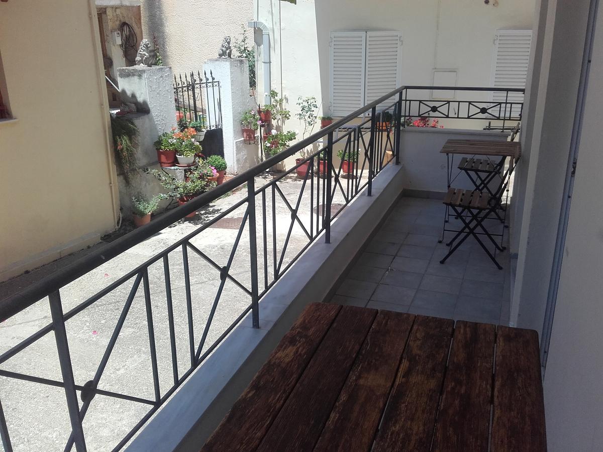 Anais Apartment Preveza Exterior photo
